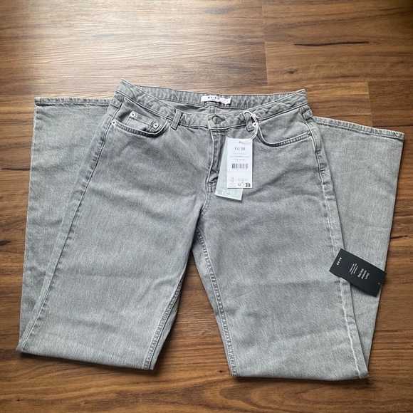 NA-KD Low Waist Jeans Light Grey EU size 38 (US 8) - Picture 7 of 9